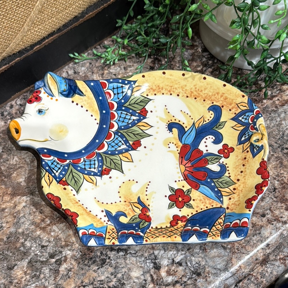Tabletops Gallery pig plate